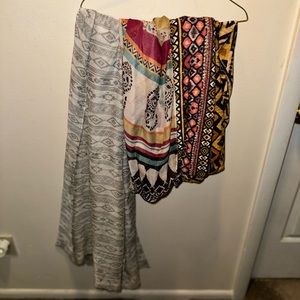 Bundle: 3 Scarves